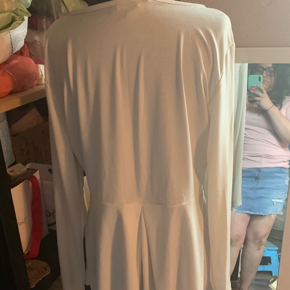 ❌SOLD❌ 🆑 3/$15 | *Daisy Fuentes* Blouse - Picture 5 of 11